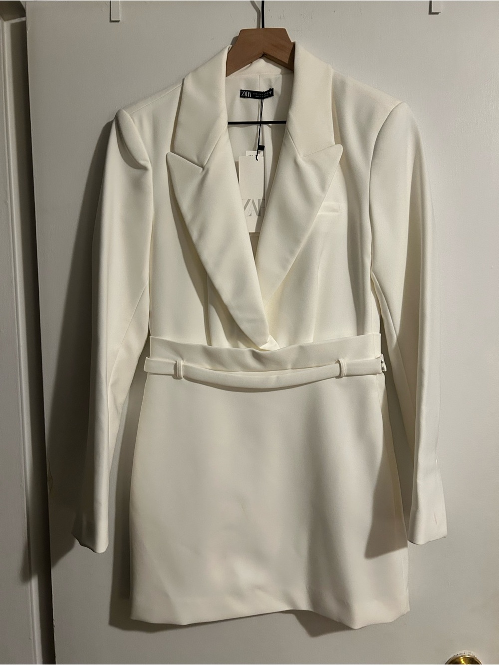 Zara White Women's Tailored Belted Blazer Dress - Picture 3 of 8